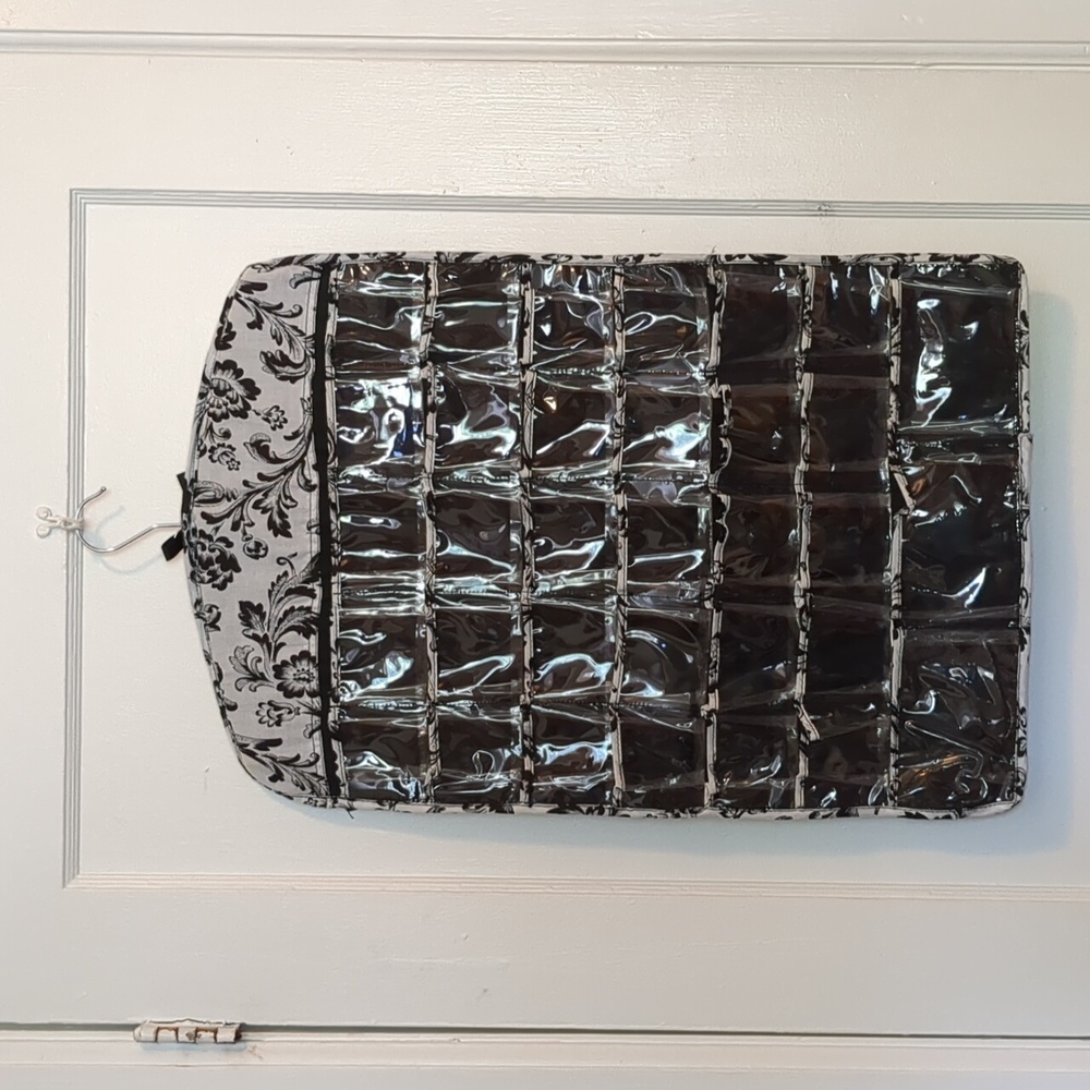 Hanging double sided jewelry organizer